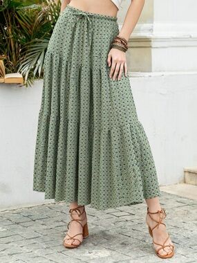 ❤️Hello Gorgeous! Boho Print Tiered Maxi Skirt- Matcha Green